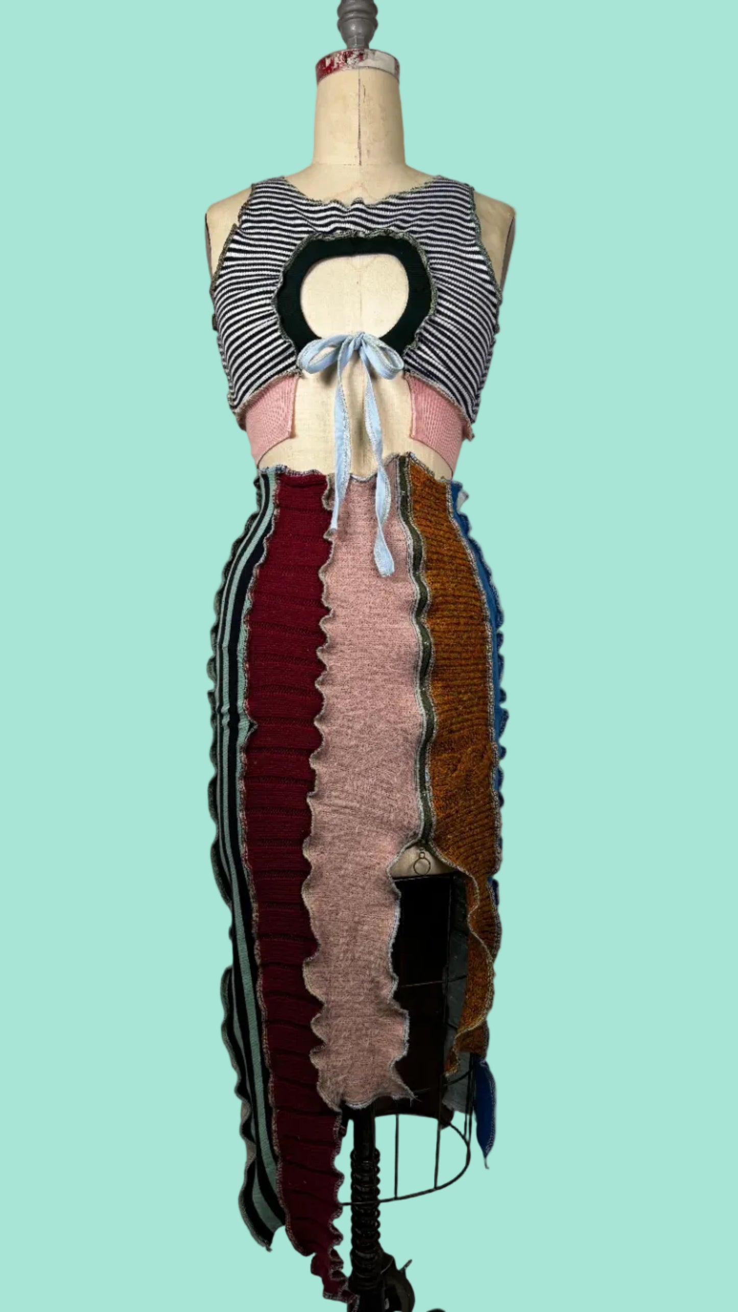 "WINNY" Strip Sweater Skirt