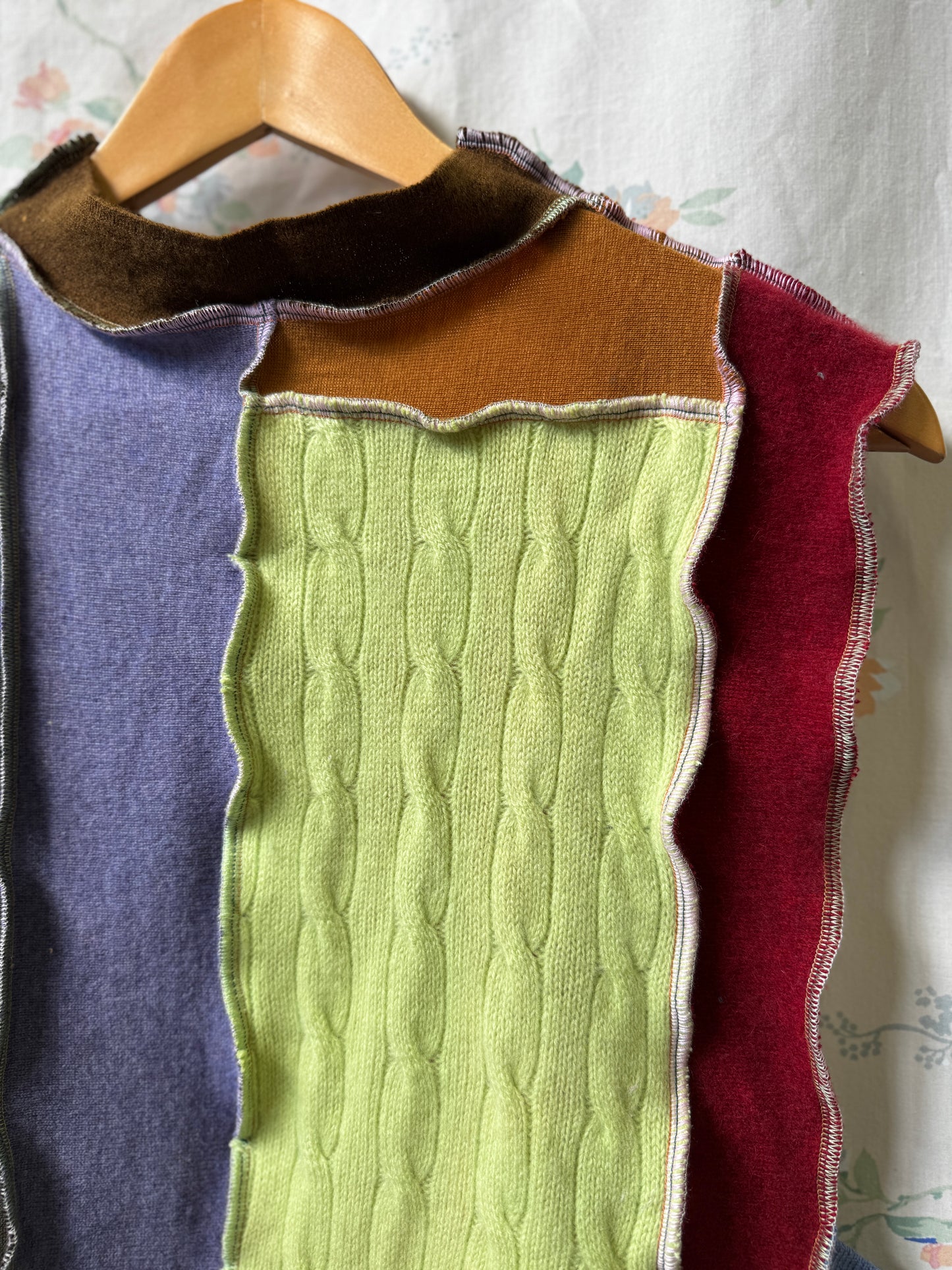 "JESSICA" Cashmere S'vest