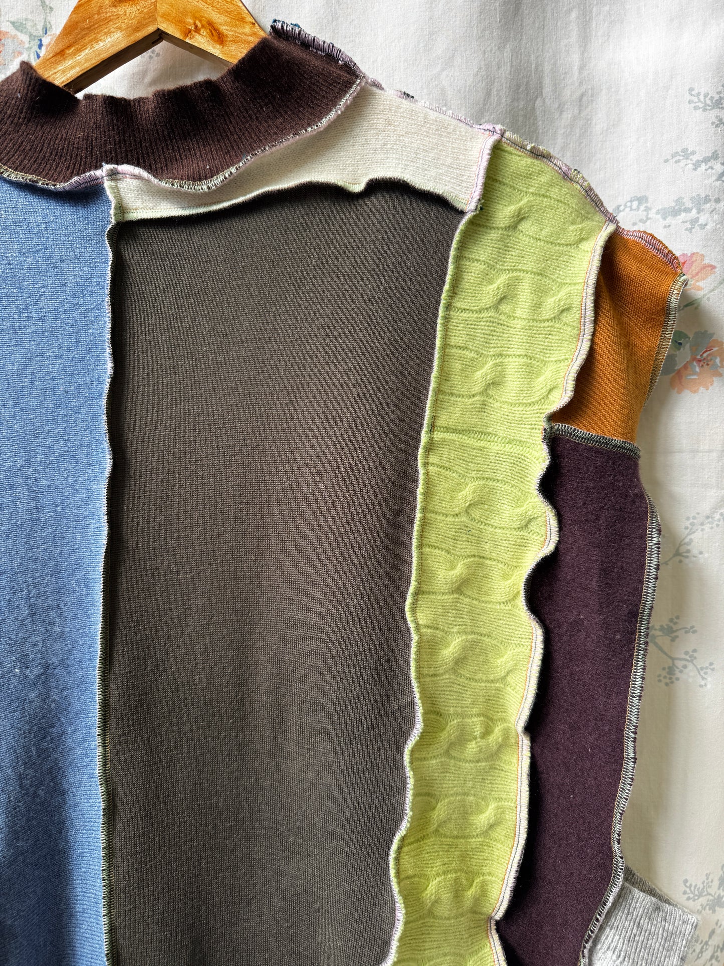 "MARY JO" Cashmere S'vest