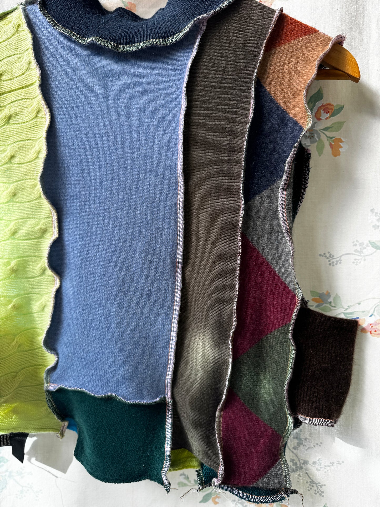 "RHODE" Cashmere S'vest