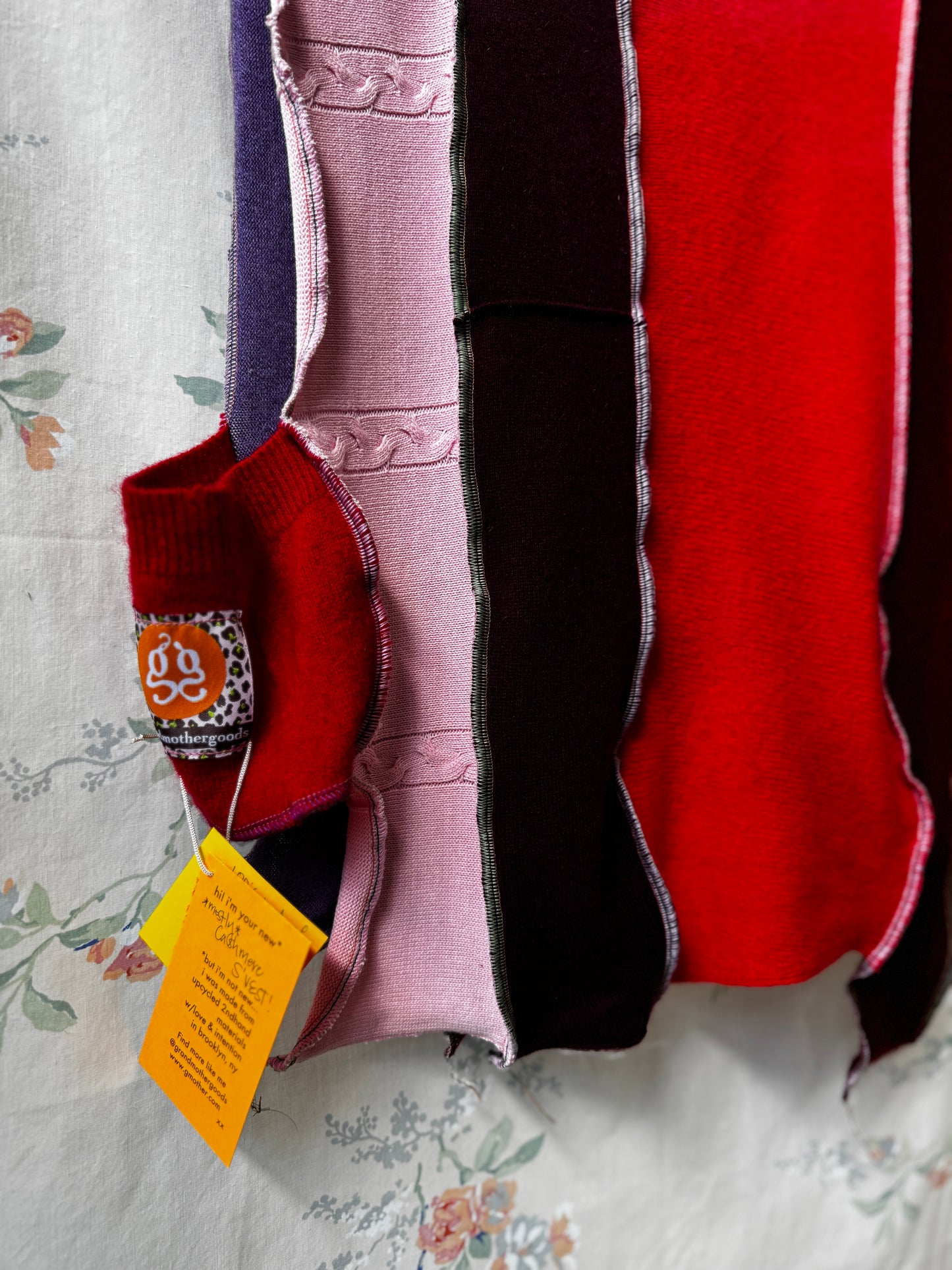 "TIFFANI" Cashmere S'vest