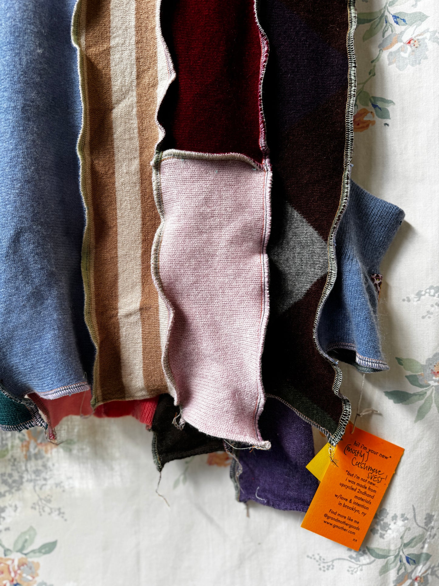 "VALERIE" Cashmere S'vest