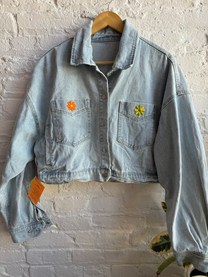 "MOUTH BLOOMS" Friends w/Denimfits