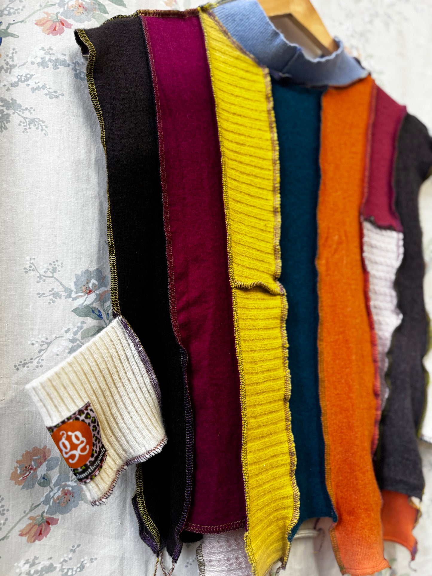 "LYNN" Cashmere S'vest