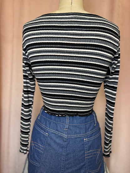 "MERV" Peek-a-Bow Top