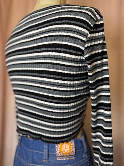 "MERV" Peek-a-Bow Top